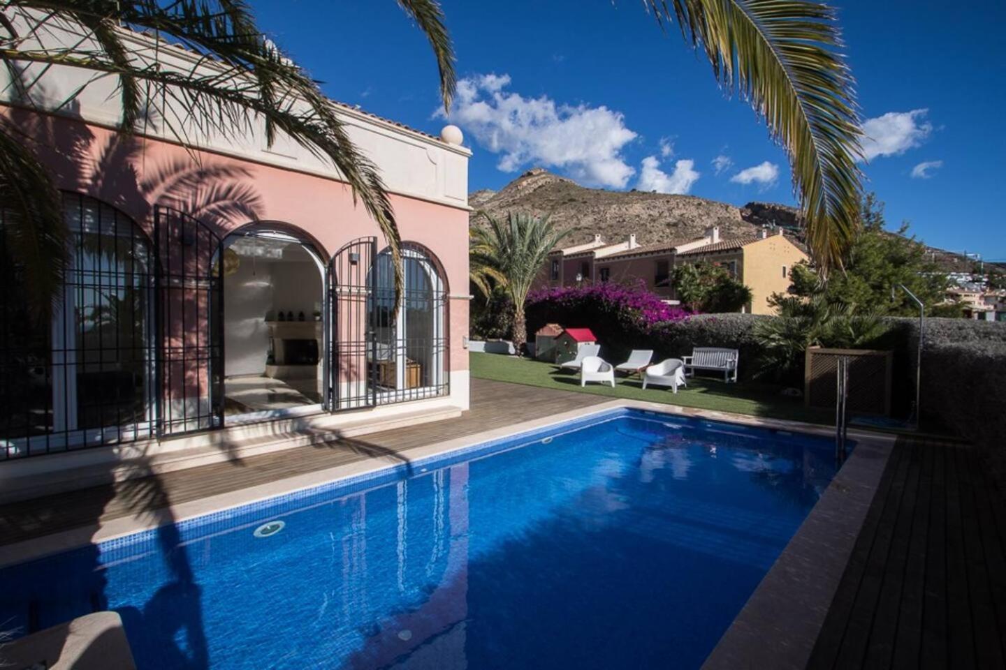 Asia Gardens Villa With Private Pool In Benidorm Cala de Finestrat Eksteriør billede
